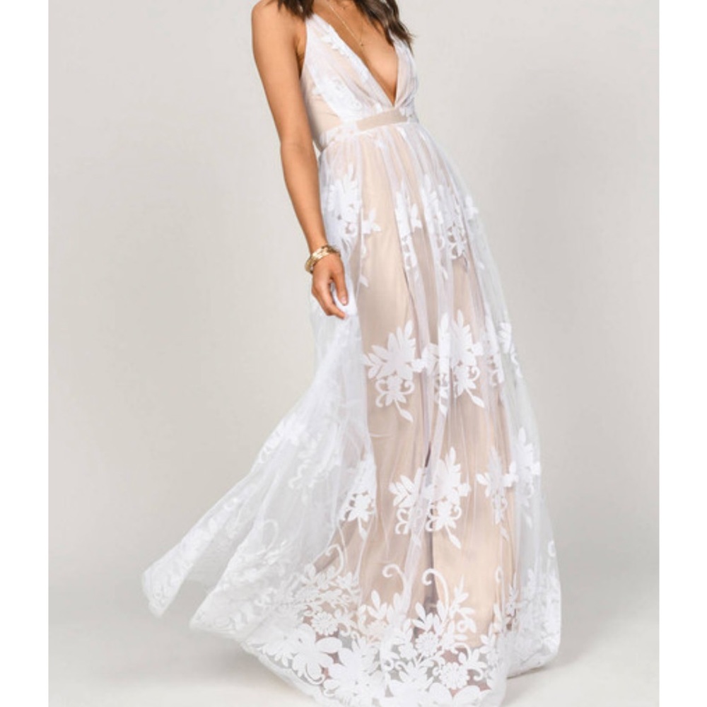 White Lace Maxi dress